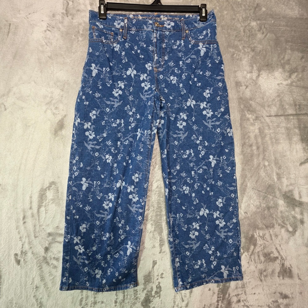 Chico's So Slimming Girlfriend Wide Leg Crop Floral Blue Denim Jeans Size 6 0.5
